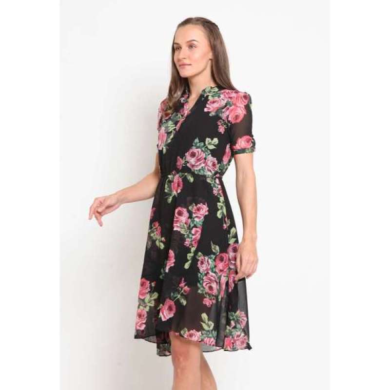 rose black dress