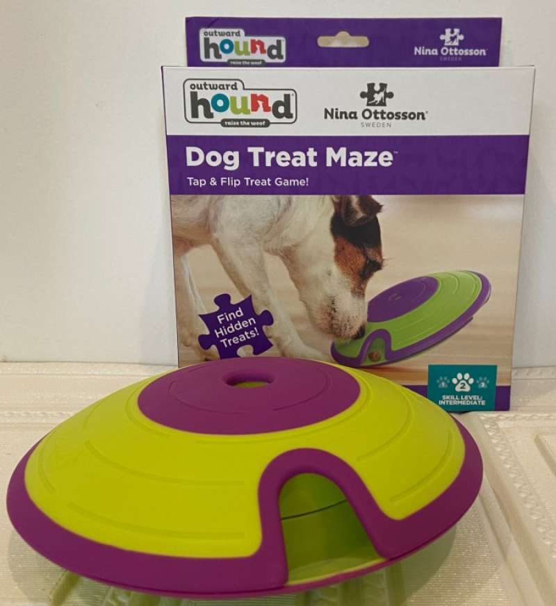 Dog Treat Maze - Tap & Flip Treat Game