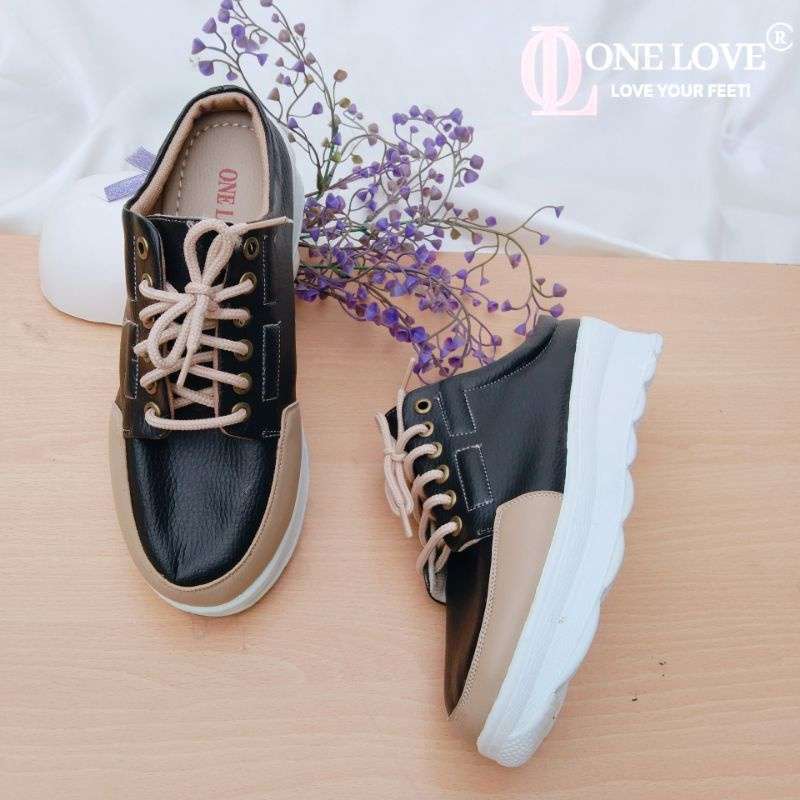 Sneakers wedges wanita shop