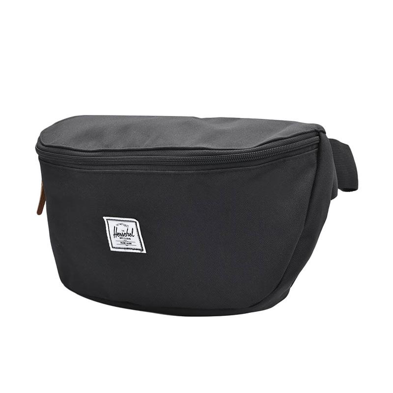 Herschel sixteen hotsell black