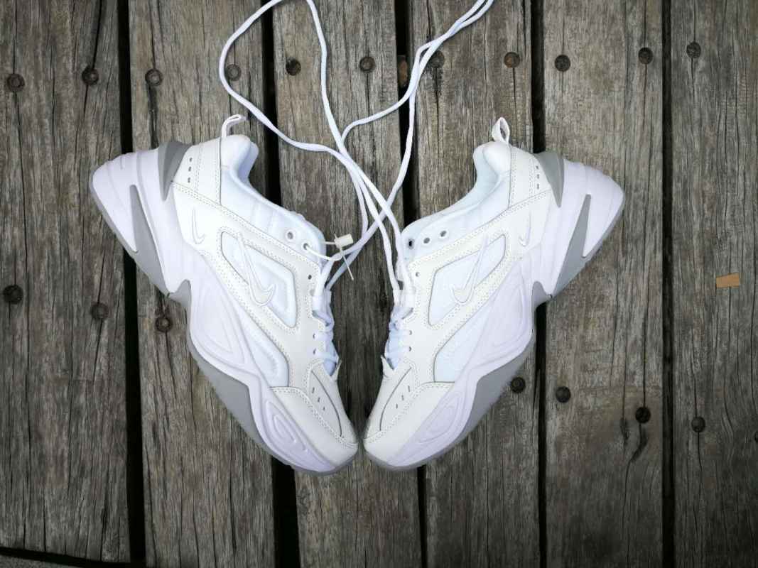 Promo NIKE AIR M2K Tekno NIKE Retro 