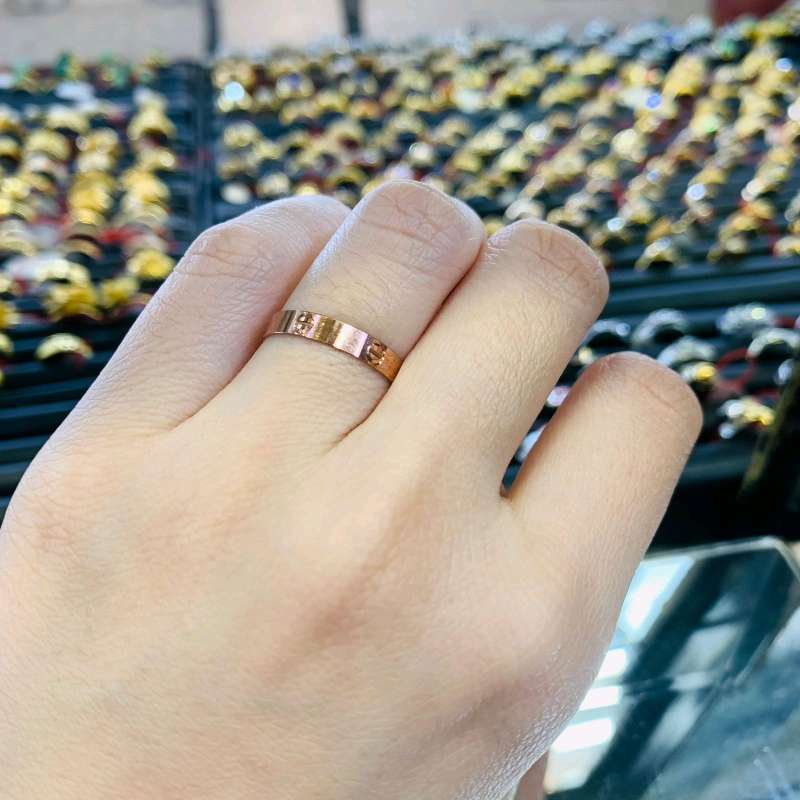 Cincin cartier best sale emas