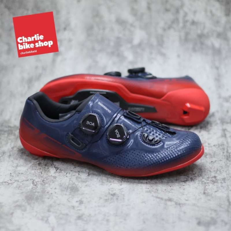 sepatu road bike shimano