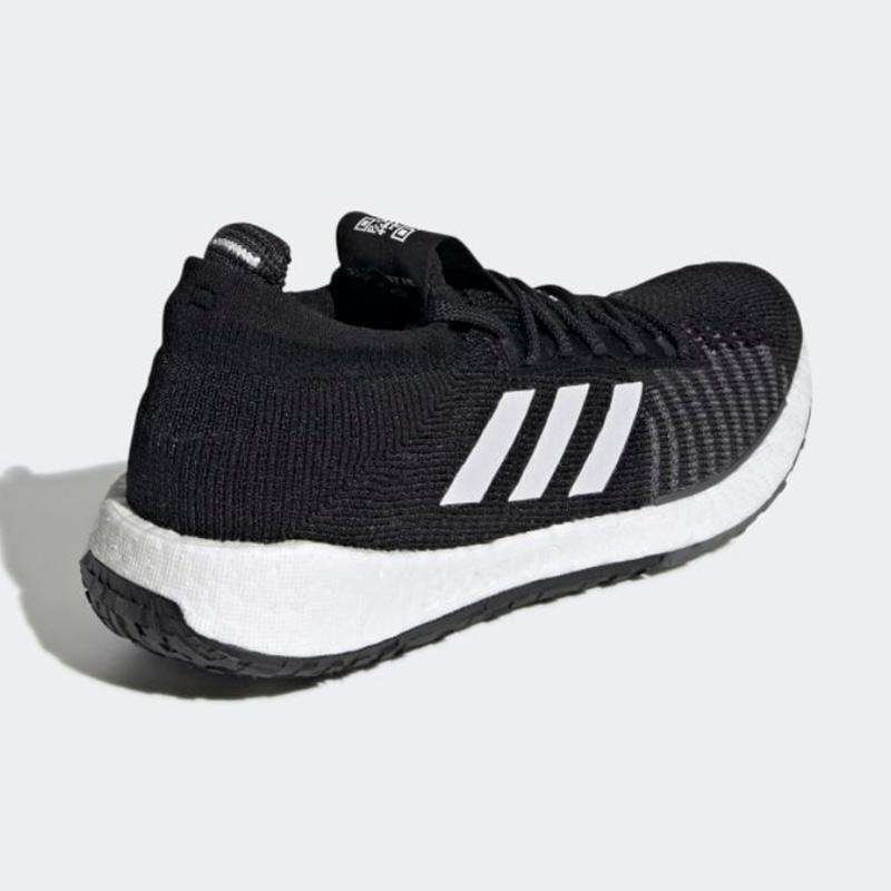 Jual Adidas Pulseboost Hd Men Running Shoes Eg0980 Online November 2020 Blibli