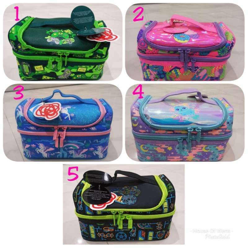 Smiggle far hotsell away lunch box