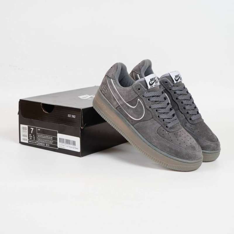Nike air force sales 1 reigning champ
