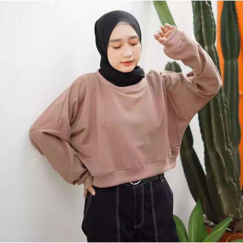 Sweater crop hotsell polos