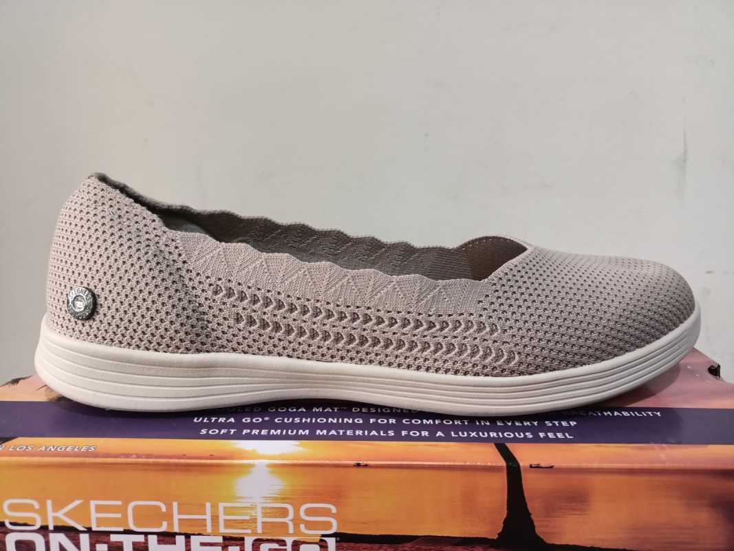 Skechers on the outlet go dreamy - mia