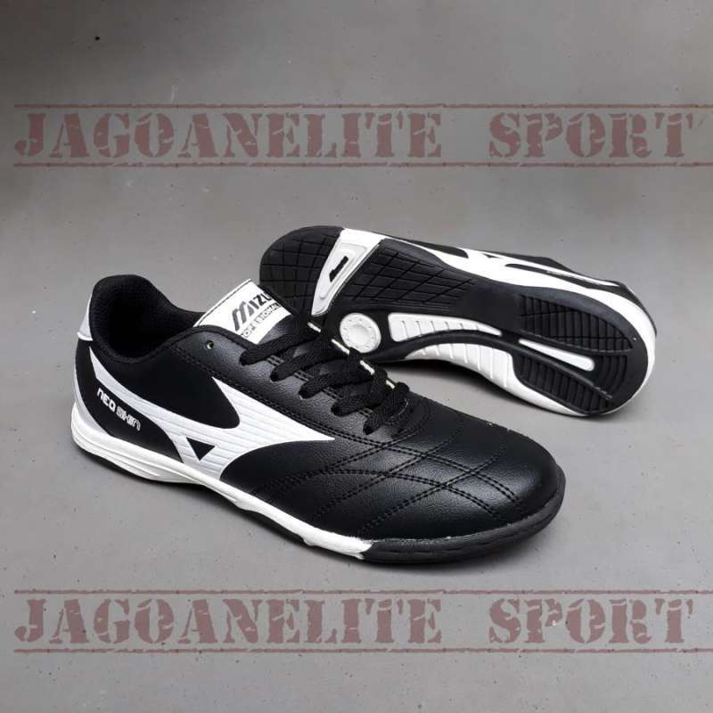 Sepatu futsal hot sale mizuno putih