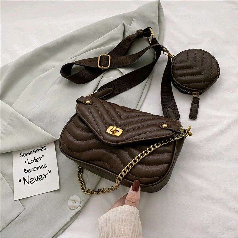 Tas mini sling clearance bag