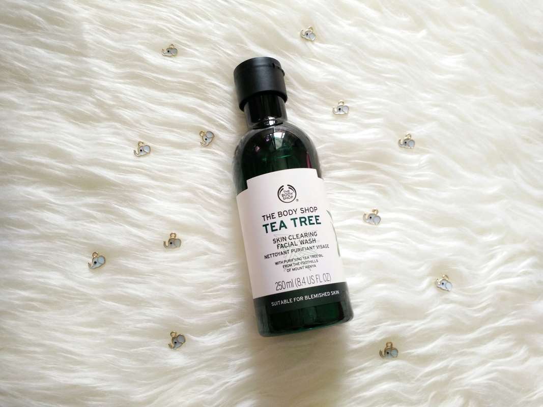 the body shop tea tree skin clearing facial wash harga