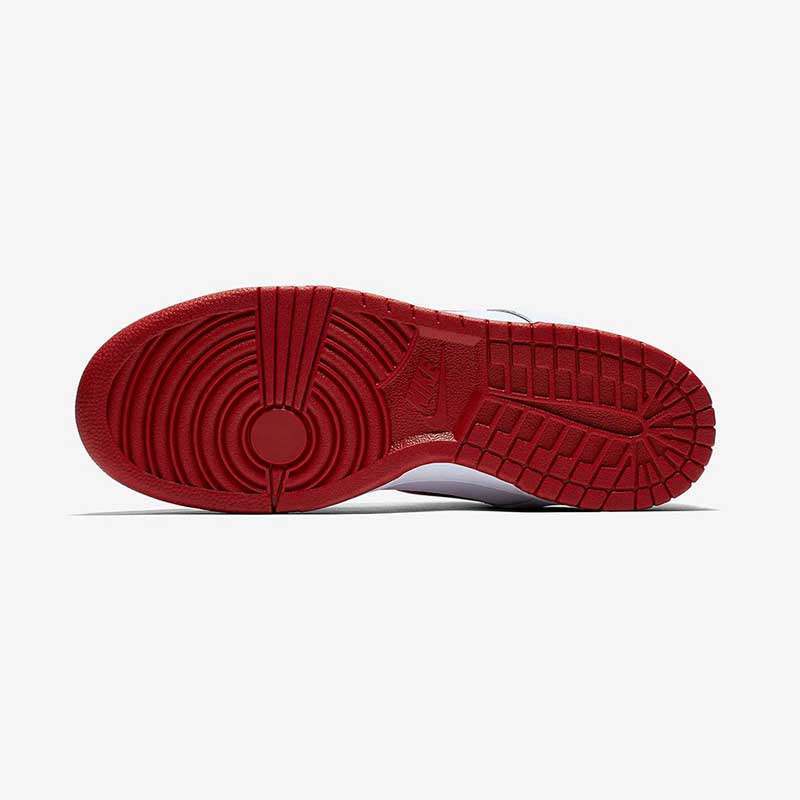 nike dunk low supreme court