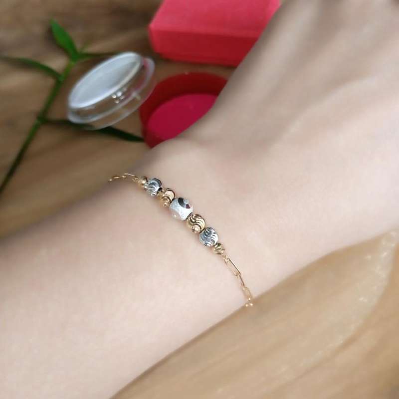 Jual Dior Bracelet Chain Model Terbaru Kekinian Harga Diskon