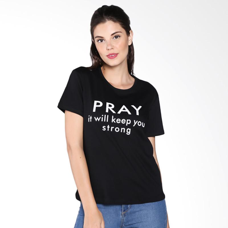 Bready Shop Tumblr Pray T-shirt - Black Extra diskon 7% setiap hari Extra diskon 5% setiap hari Citibank – lebih hemat 10%