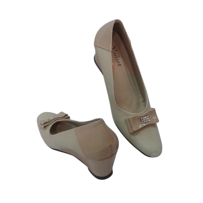 Yuliet Shoes 5600 Sepatu Wanita - Cream
