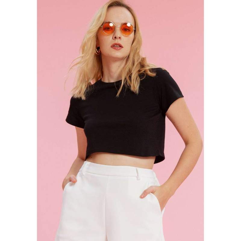 Jual Basic Crop T-shirt - Black di 