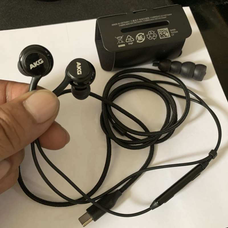 Samsung s20 outlet akg headset