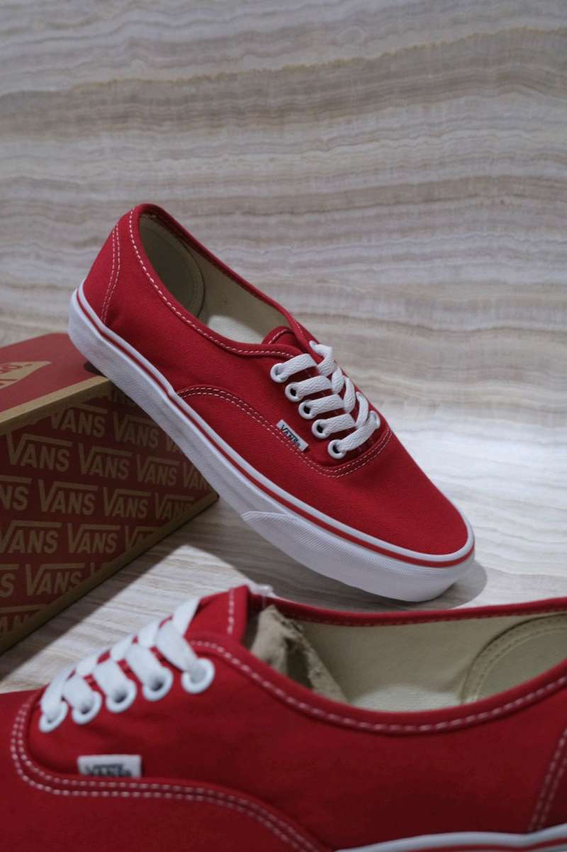 red chili vans