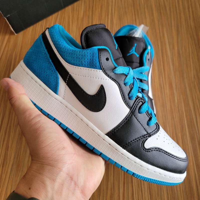 Sepatu Jordan Low Royal Toe Gs Air Jordan Low SE Laser Blue (GS