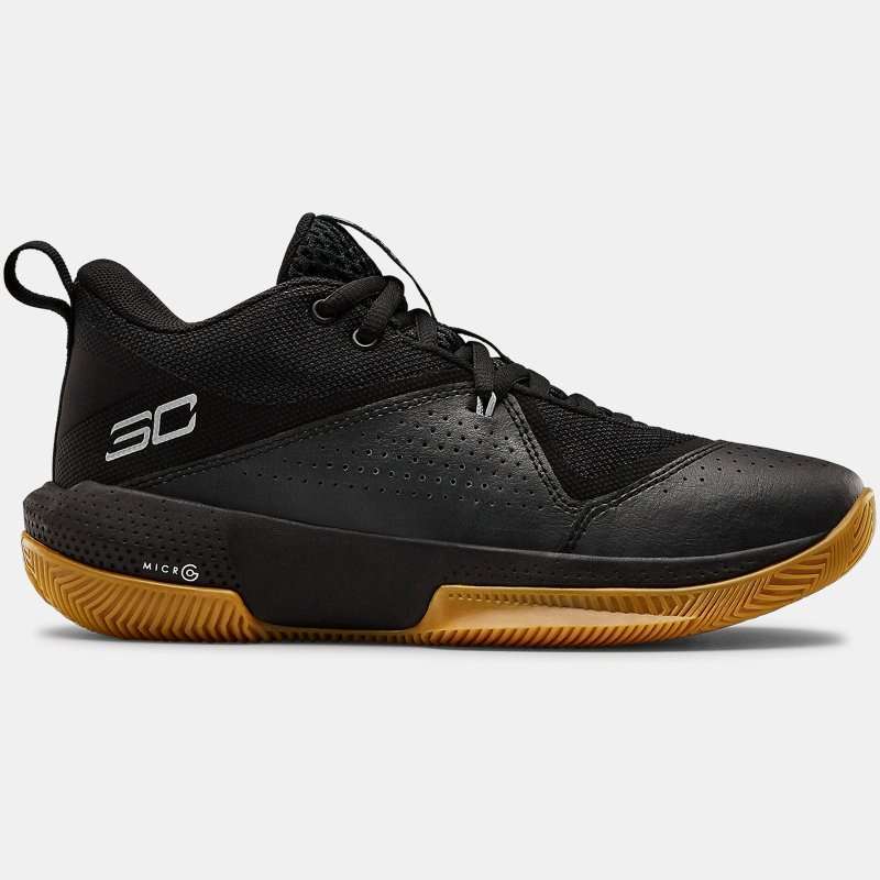 Toko sepatu under armour 2025