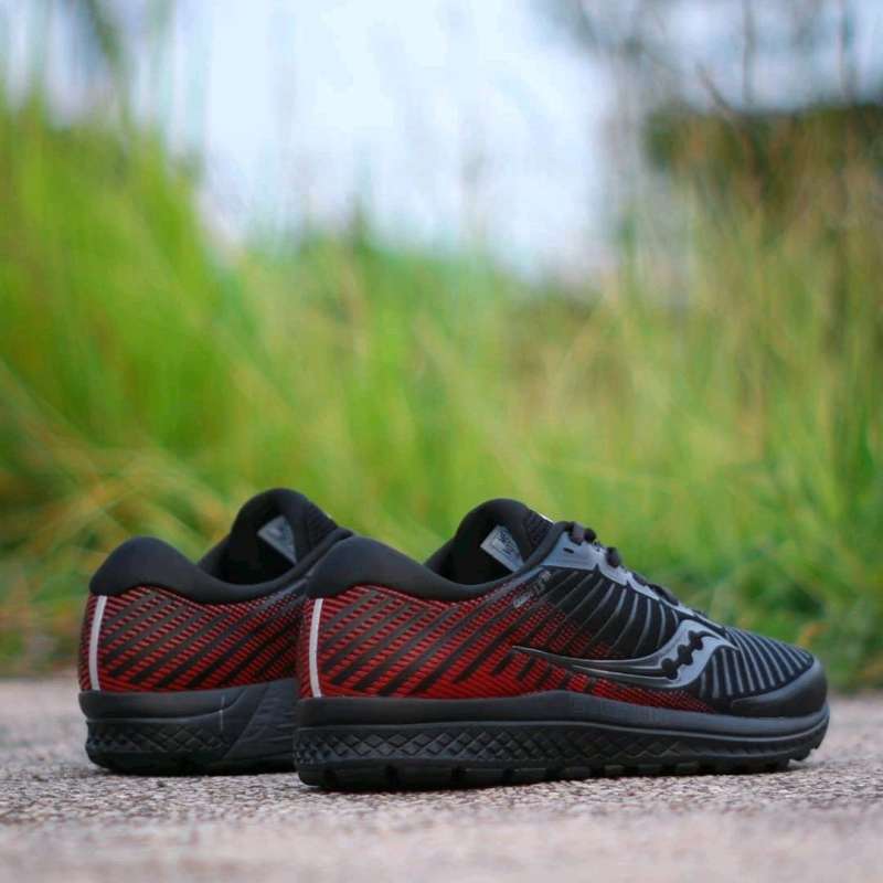 saucony guide 13