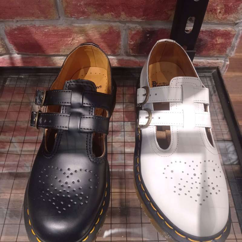 Dottor martens numero 35 cheap