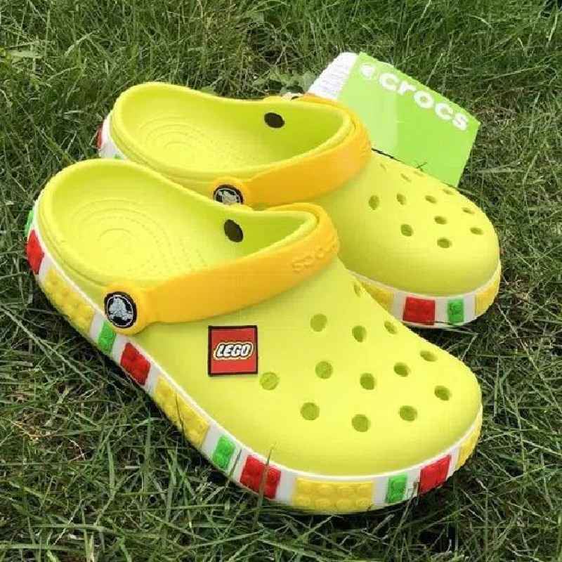 Harga sandal crocs original outlet