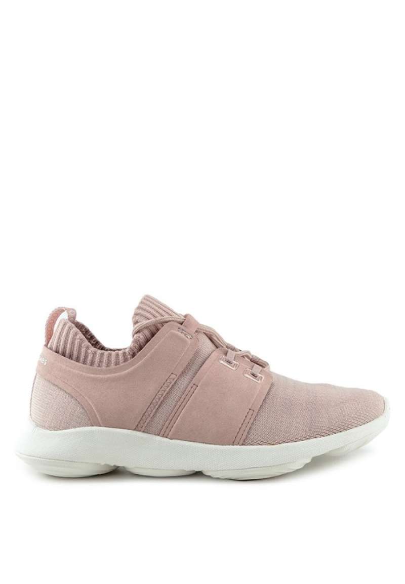 Sepatu sneakers top hush puppies