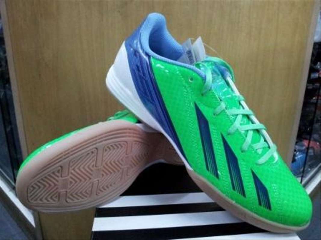 Sepatu bola top adidas f10 original