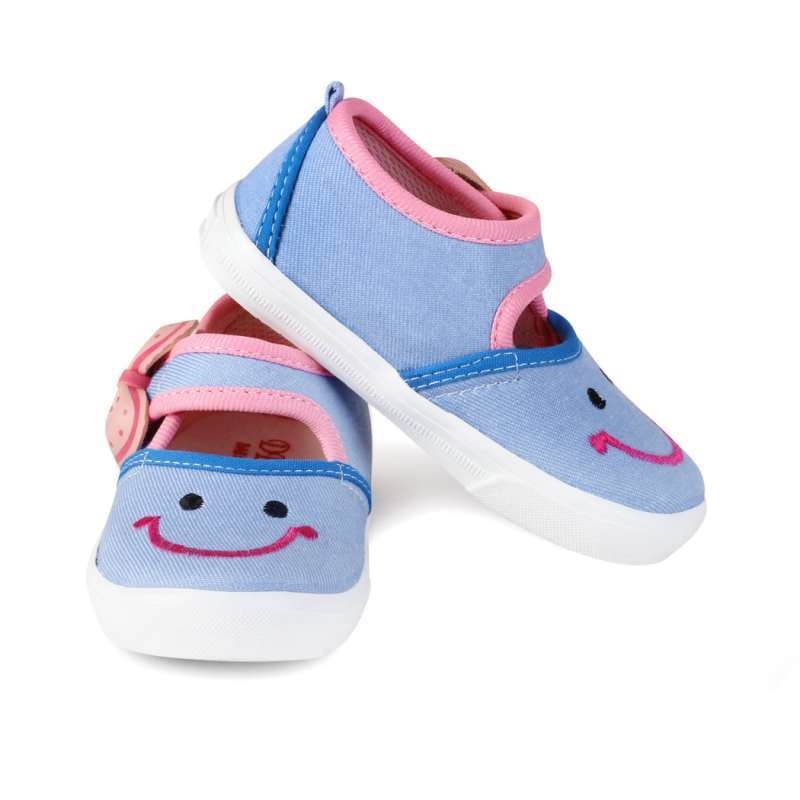 Jual Syalu Sepatu Anak Perempuan Usia 1 2 Tahun Denim Ringan Online Oktober 2020 Blibli Com