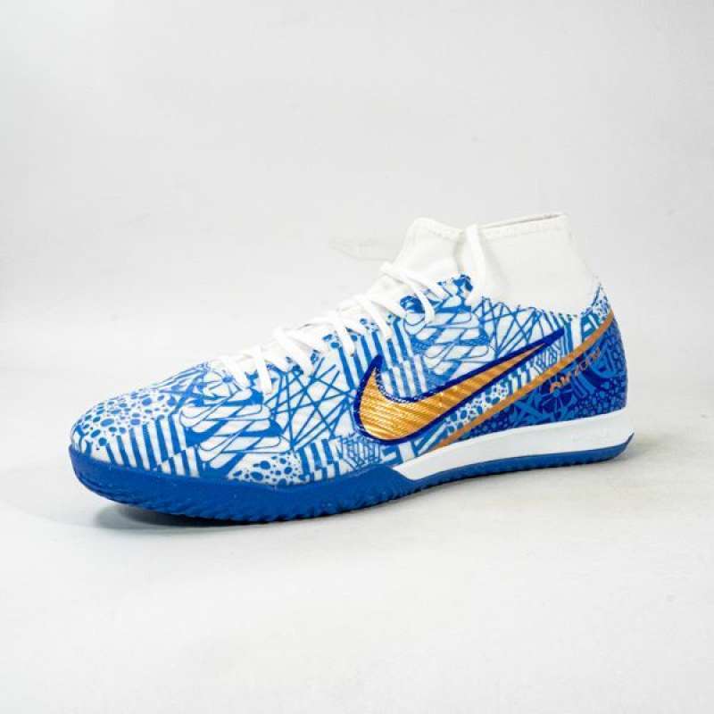 Nike futsal cr7 clearance