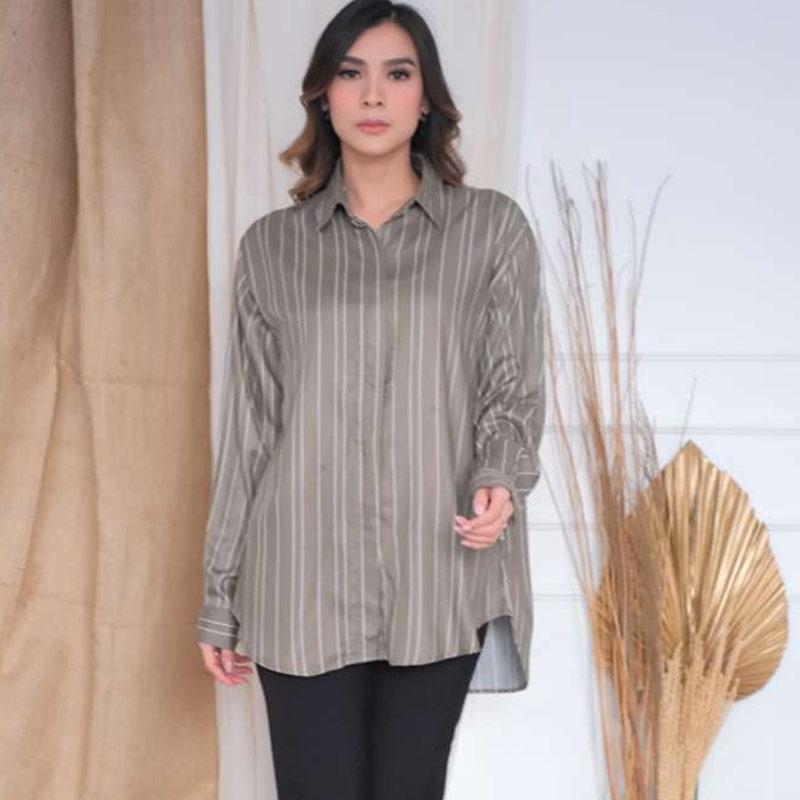 Jual Naomi Design Line Khaki Shirt Kemeja Wanita Online Februari 2021 Blibli