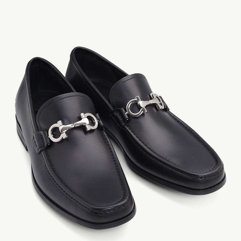 Salvatore ferragamo slip store on