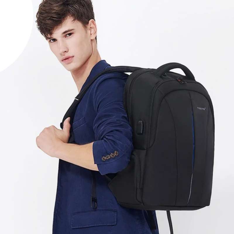 lockable laptop backpack