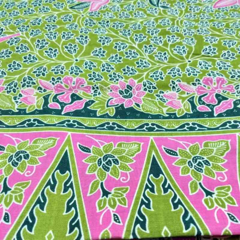 Jual Promo Kain Sarung Batik Perempuan Hijau Pink Berkualitas Elegan Online Februari 2021 Blibli