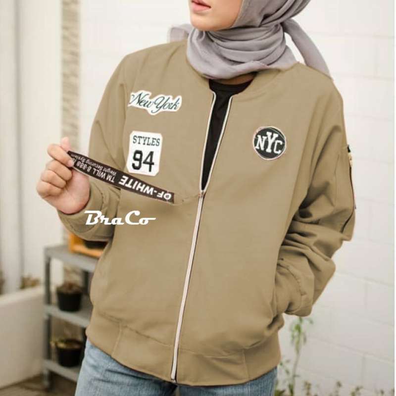 Jual Jaket Bomber Wanita Off White Zipper Bomber Murah Mei 2021 Blibli