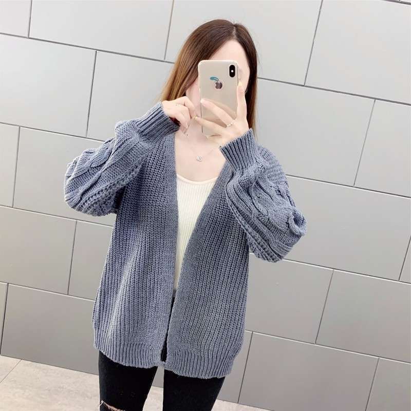 Promo Sweater Wanita Dengan Model Crop 