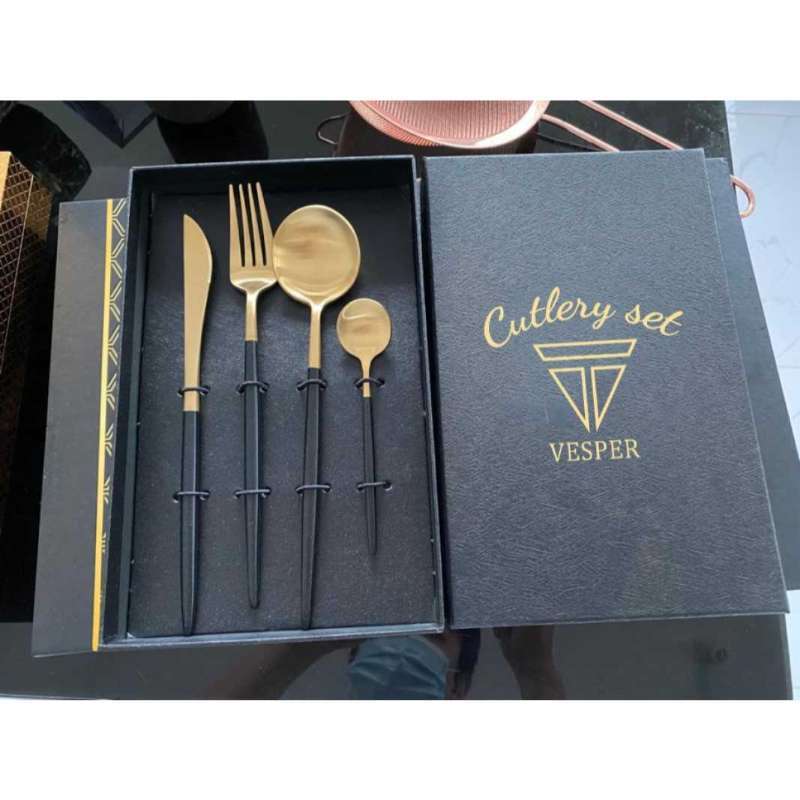 Promo paket hampers western cutlery set / kotak gift box souvenir alat makan  - - GOLD WHITE Diskon 33% di Seller TouchBuy - Kapuk, Kota Jakarta Barat |  Blibli