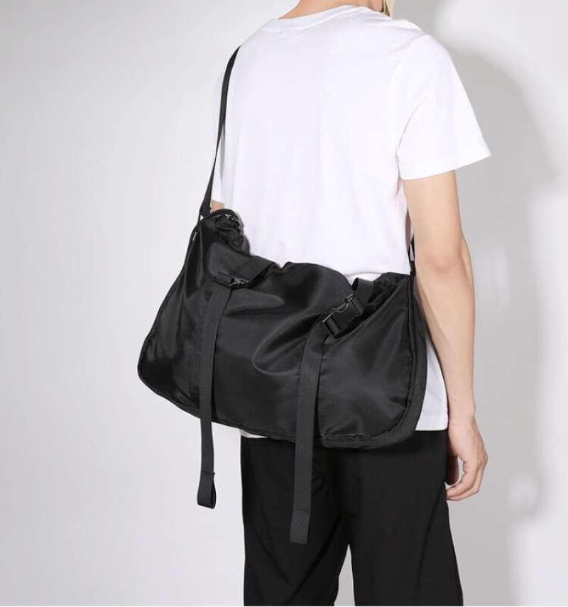 Sling bag besar deals
