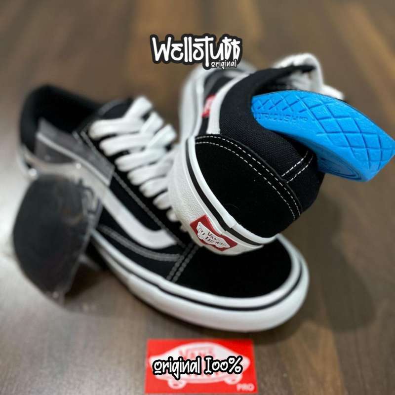 vans 32