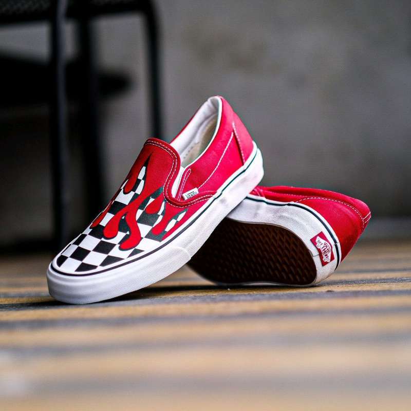 Vans slip top on flame red
