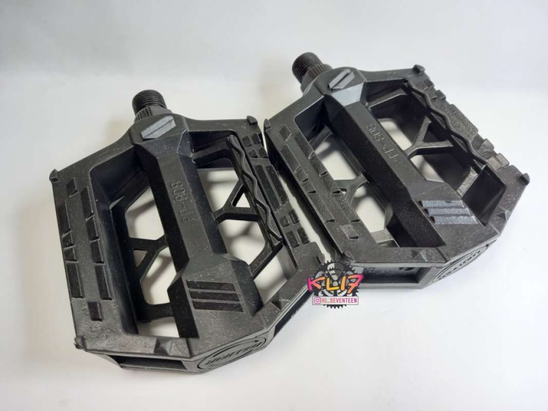 Jual PEDAL PLASTIK UNITED 808 PEDAL SEPEDA BMX GUNUNG MTB LIPAT