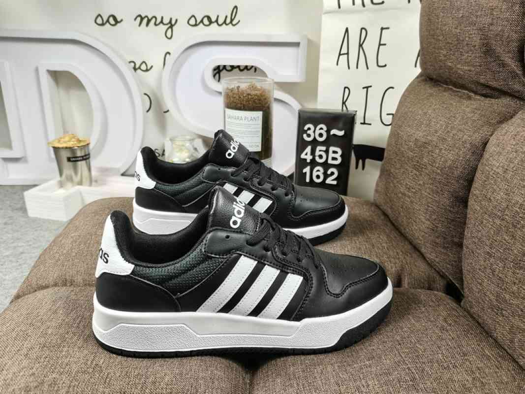 Jual SEPATU SNEAKERS Pria ADIDAS Forum Low PRM Cloud White Original |  Termurah di Indonesia | Ncrsport.com