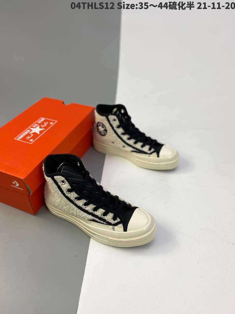 Jual Converse autumn winter chuck lamb cashmere stitching high top white  and black lamb cashmere upper and coat like soft texture with 10mm thick  black t - 36 di Seller Li Hongbo