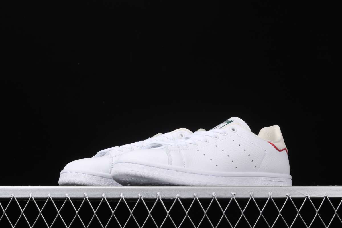 Promo Adidas Stan Smith Shoes Basketball Shoes T202-XXX6114116 - 45 di  Seller Liang Jin - China | Blibli