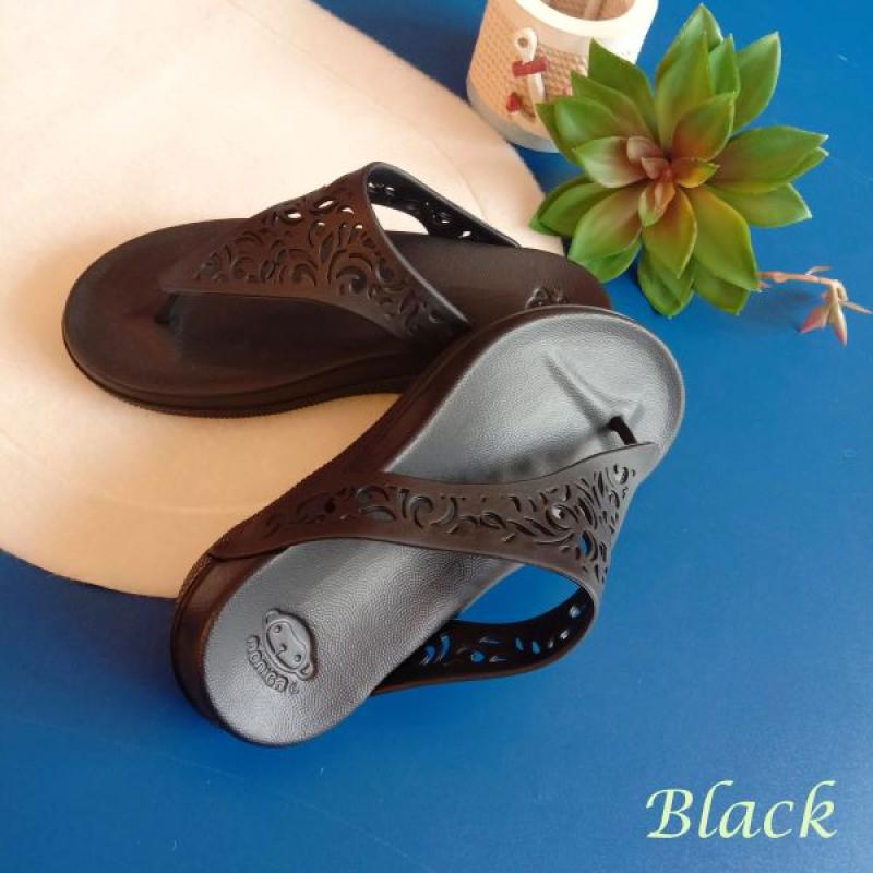 Jual Monobo Moniga 6 Sandal Jelly Wanita Sandal Jepit Wanita Motif Batik Online Oktober 2020 Blibli Com