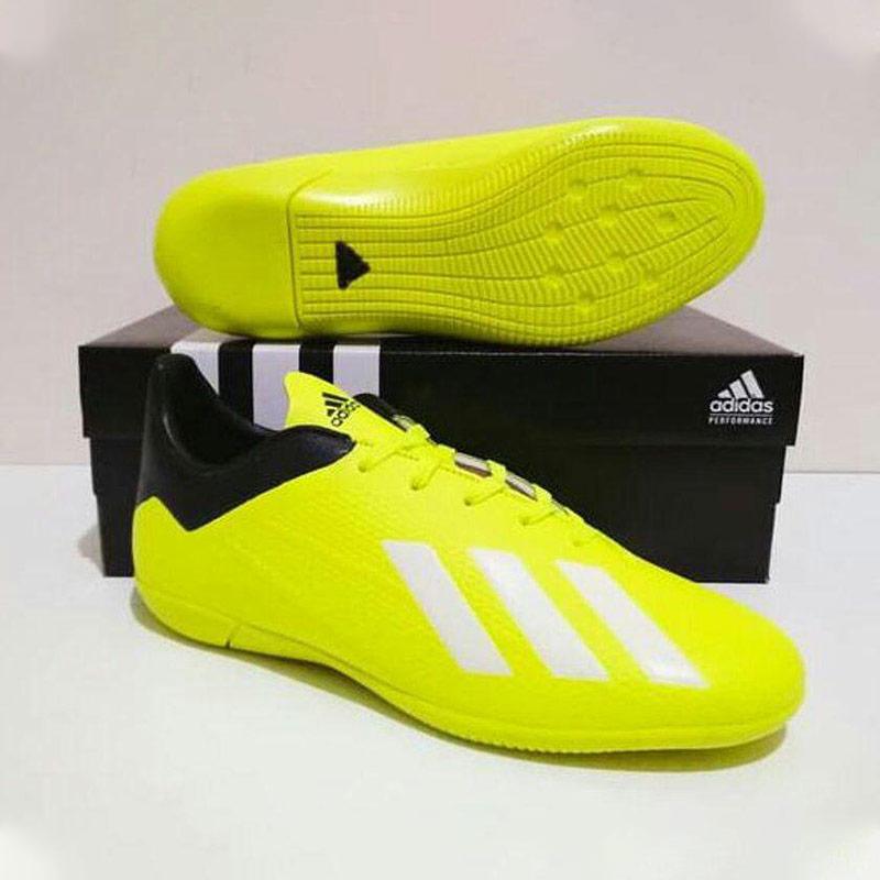 Jual Adidas Neymar Sepatu Sepakbola Original Online Februari 2021 Blibli Merupakan sepatu bola dari gen adipure iv dengan harga yang lebih terjangkau tetapi dengan kualitas tetap original. adidas neymar sepatu sepakbola original