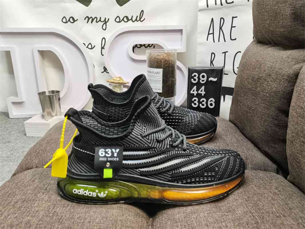 Jual Adidas Nizza Men Sports Outdoor Activities Running Shoes Cm61 44 Di Seller Outdoor Running Store Hong Kong Hong Kong Blibli