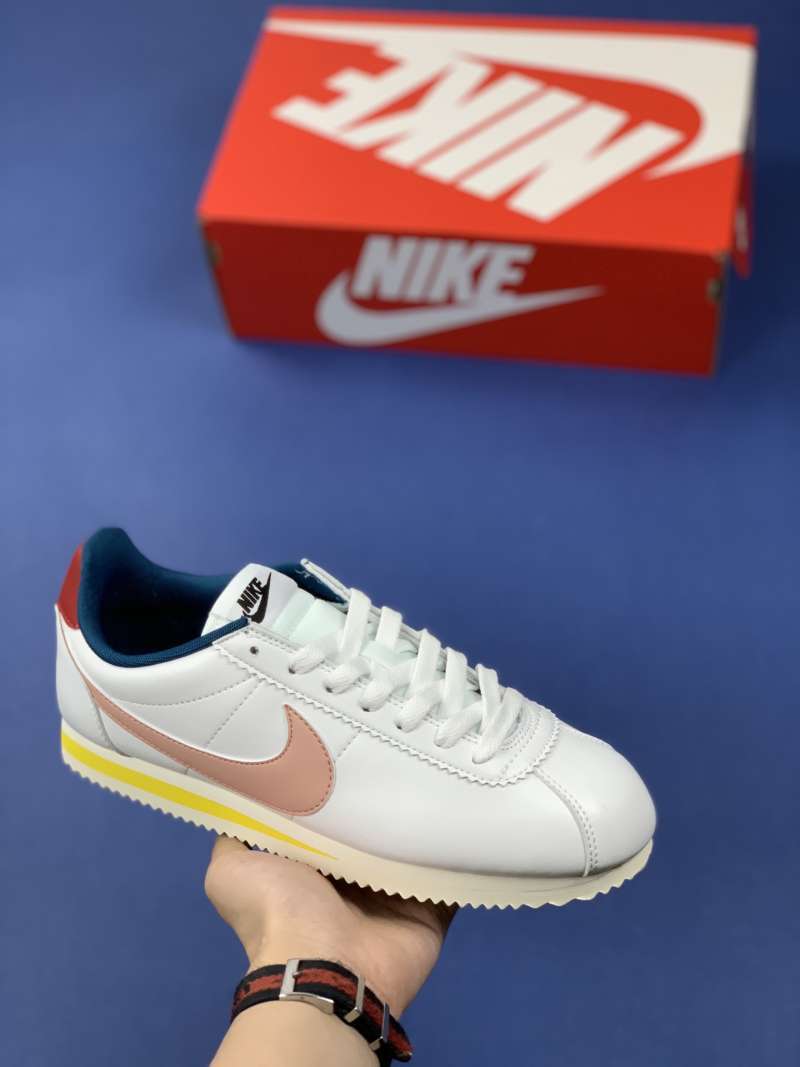 Sepatu best sale forrest gump