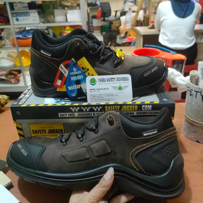 sepatu safety jogger original